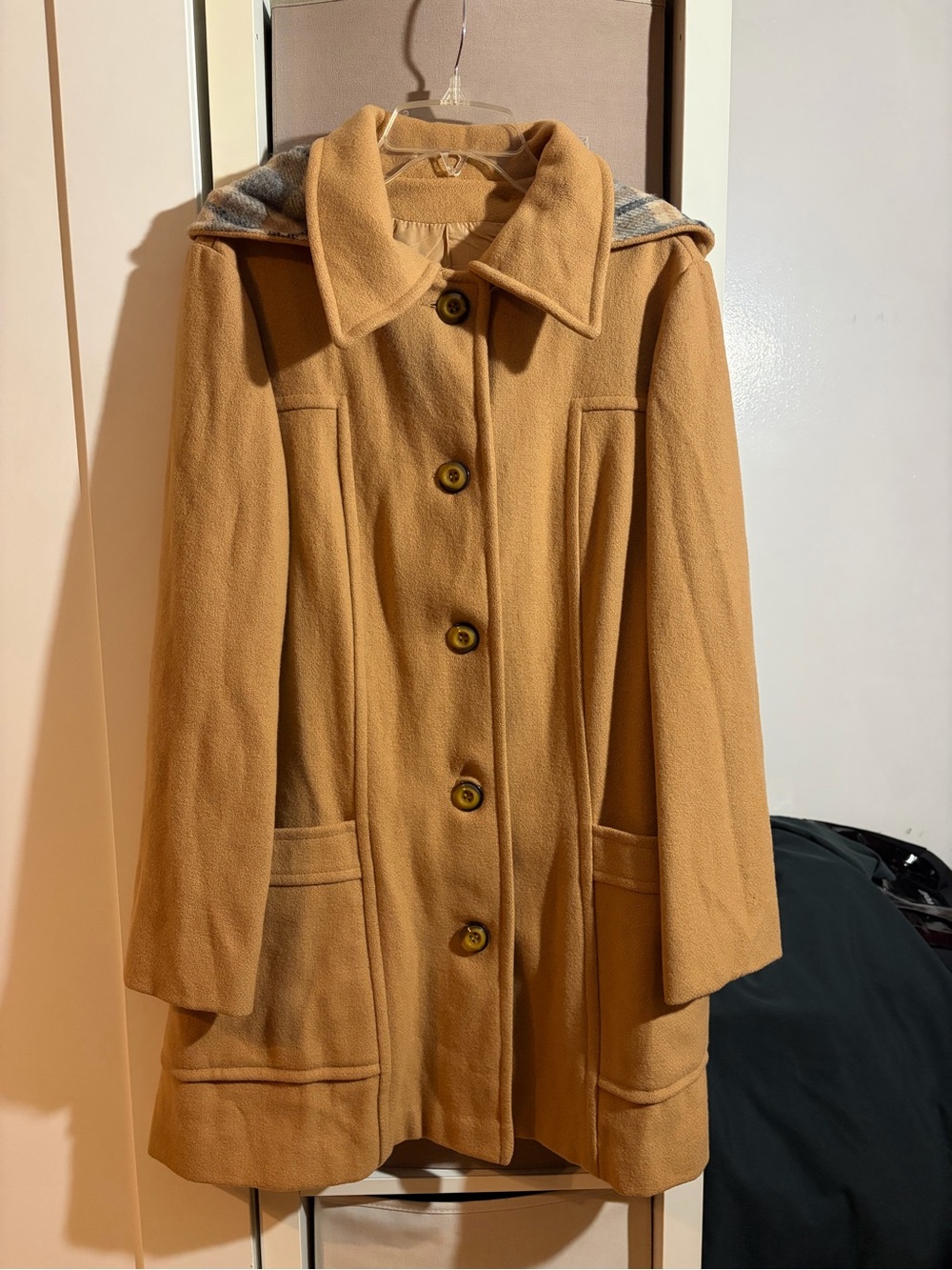 true vintage Sears Womens Camel Button-Front Wool Coat